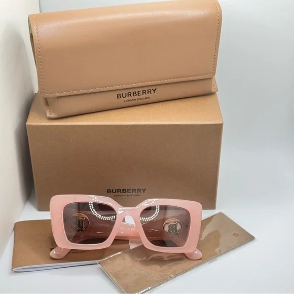 Burberry - translucent pink/nude square frame sunglasses 51  display picture 3